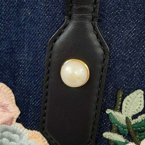 GUCCI Authentic Black Canvas Tote Bag - Picture 7 of 16